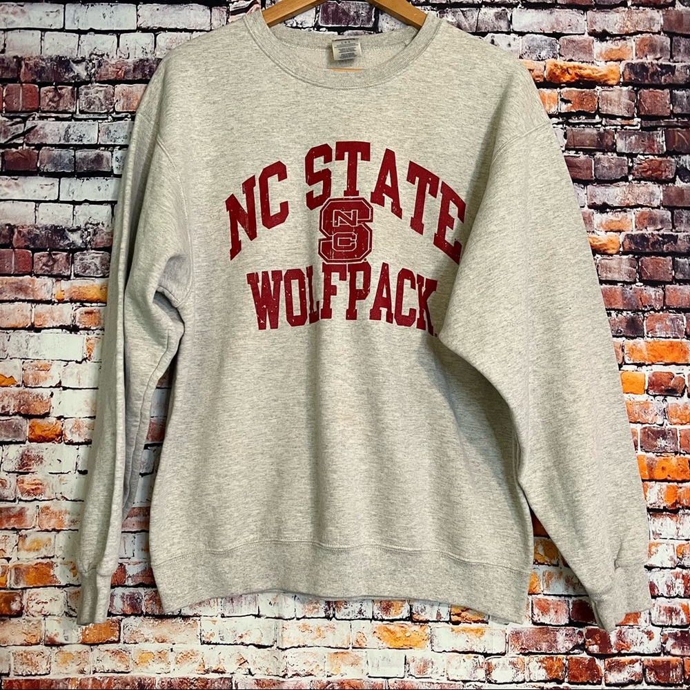 Vintage Y2K Jerzees NC State Wolfpack Crewneck Sweatshirt Large